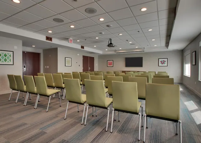Express & - Naperville By Ihg Hotel Aurora