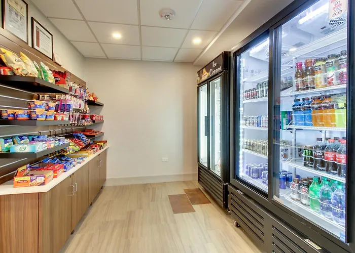 Express & - Naperville By Ihg 3*