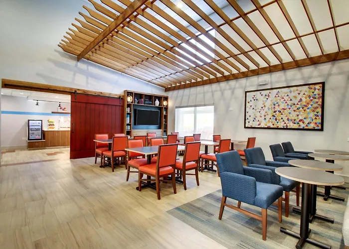 Express & - Naperville By Ihg Hotel 3*