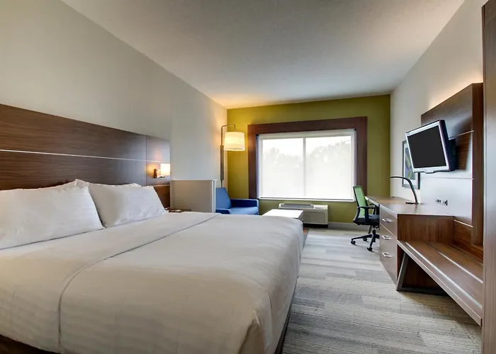 Express & - Naperville By Ihg Aurora