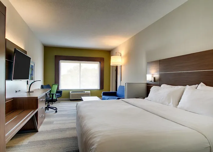 Express & - Naperville By Ihg 3* Aurora