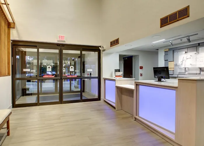 Hotel Express & - Naperville By Ihg 3*