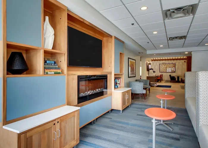 Express & - Naperville By Ihg 3* Aurora