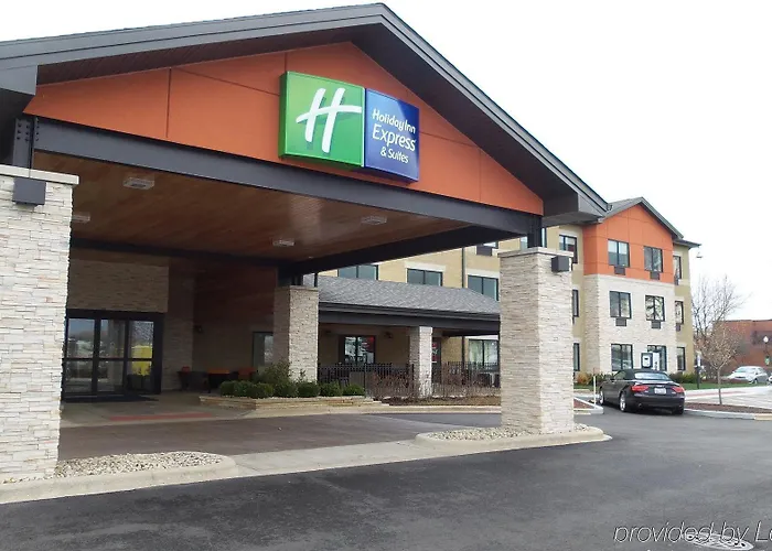 Express & - Naperville By Ihg Hotel 3*